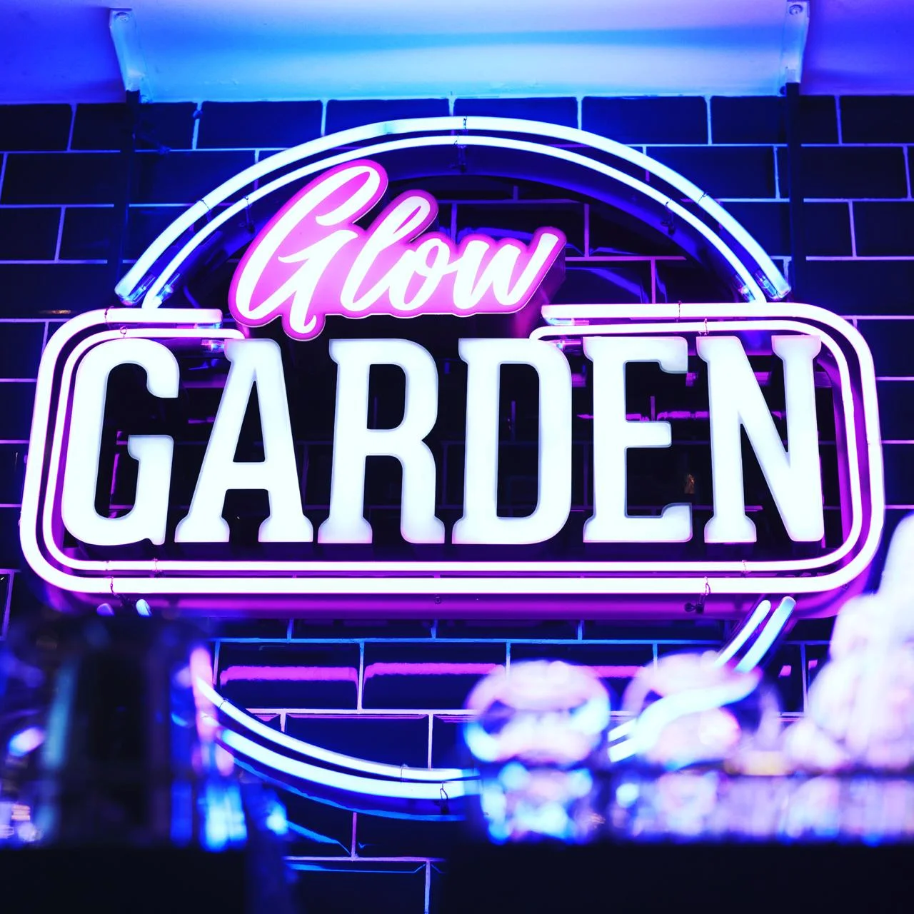 Neón de Glow Garden